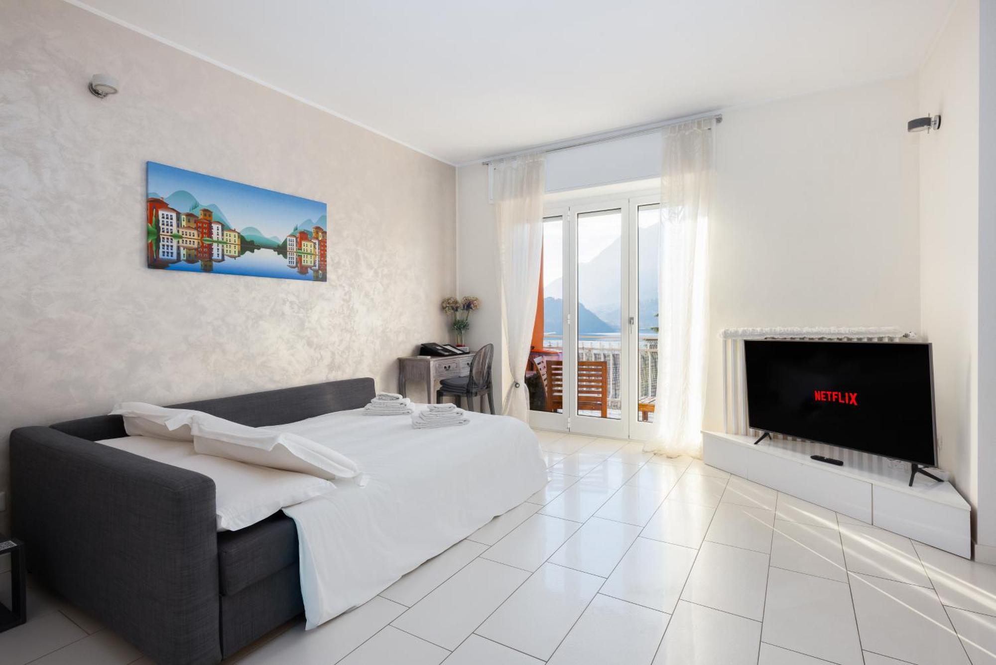 Terrazza Sul Lago - Open Space E Netflix Lecco Exterior photo